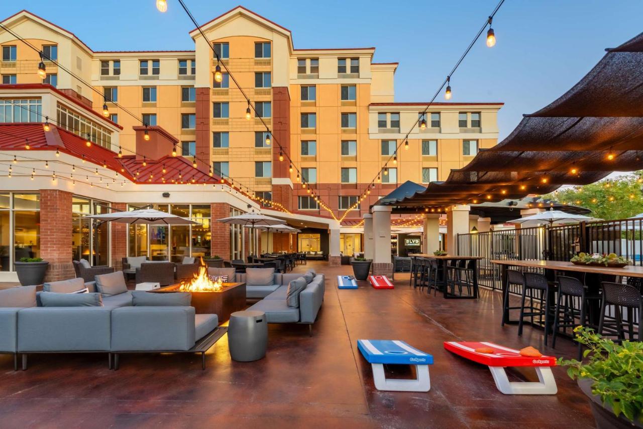 Hilton Garden Inn Scottsdale Old Town Exteriör bild