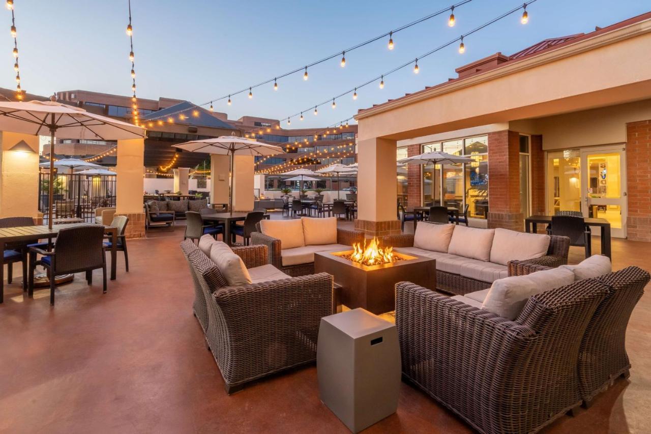 Hilton Garden Inn Scottsdale Old Town Exteriör bild