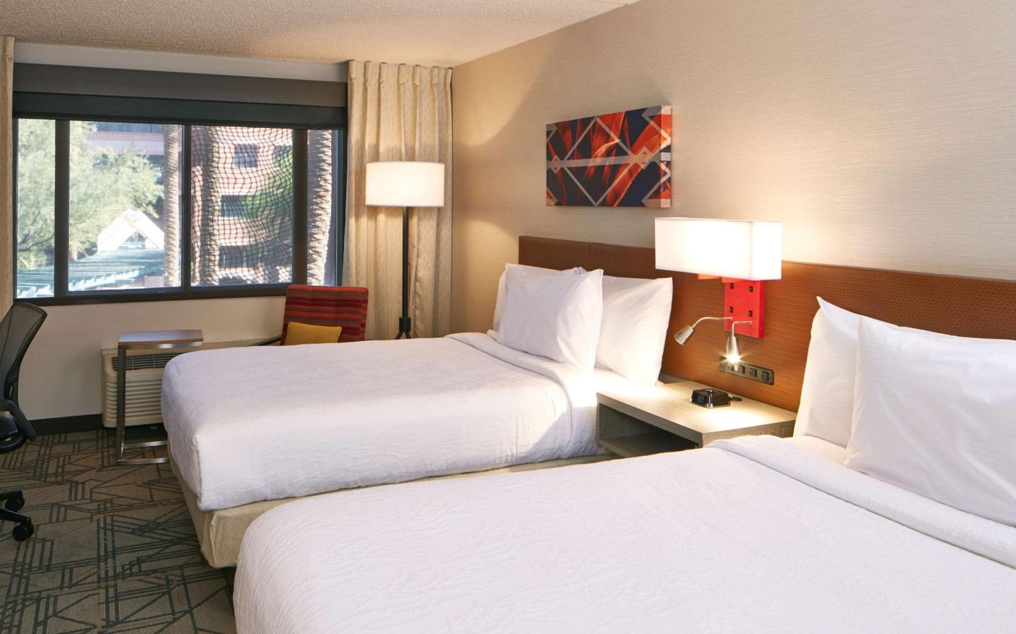 Hilton Garden Inn Scottsdale Old Town Exteriör bild